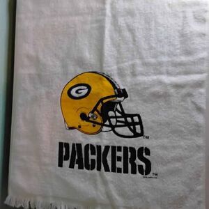 Vintage Green Bay Packers rally towel